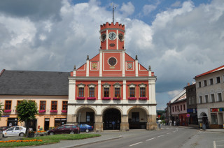 Police nad Metují – radnice (současná podoba)