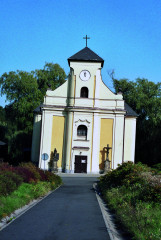 „Šikmý“ kostel sv. Petra z Alkantary v Karviné