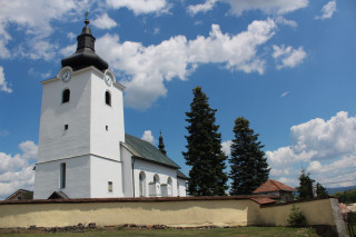 Vznik očovského kostela sahá do počátku čtrnáctého století.