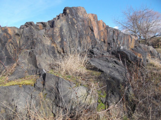 Eklogit u Tří Dvorů – geologická rarita nedaleko Kolína