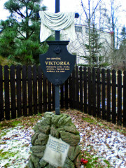 Viktorčin hrob v Červeném Kostelci