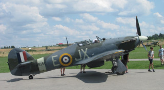 Hawker Hurrican, pamatující Bitvu o Anglii v době II. světové války