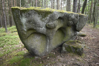 Boží kámen v Krtských skalách