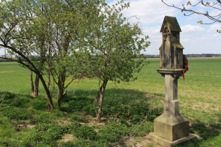 Název památníku Štátule vznikl zkomolením německého výrazu die Statue, což znamená socha.