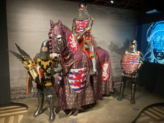 Model středověkého vojevůdce na koni