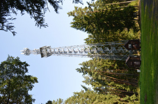 Rozhledna na Panském vrchu je současně telekomunikační věží.