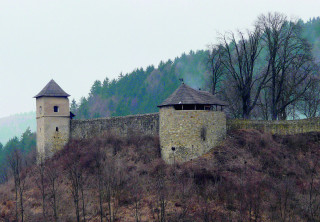 Románský hrad na moravském pomezí