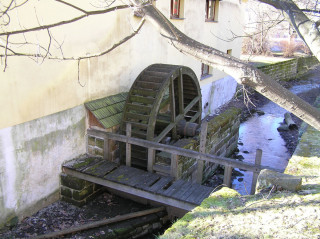 Mlýnské kolo na spodní vodu u Koželužského mlýna